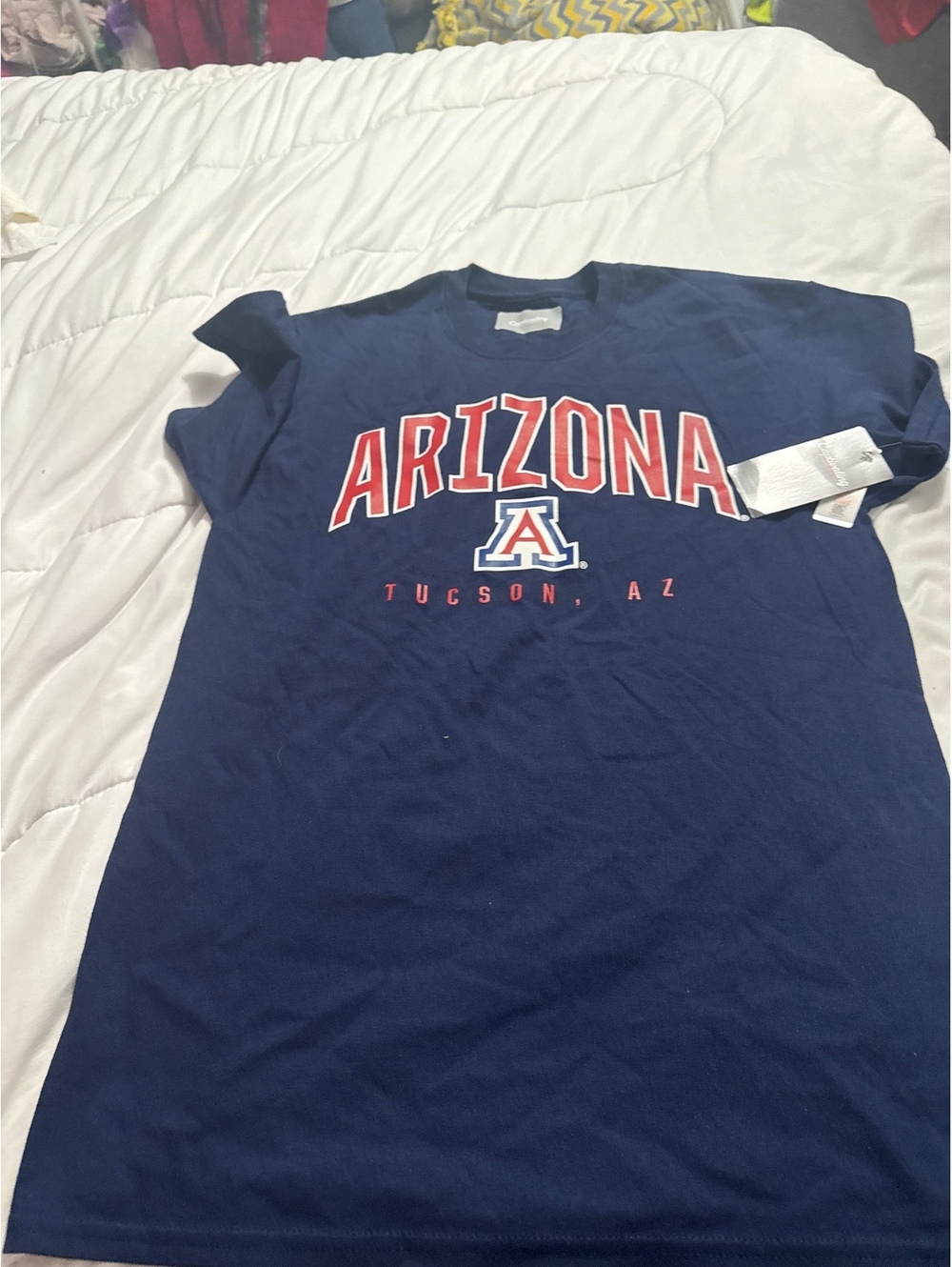 Captivating Arizona Tucson AZ Navy Blue T-Shirt Medium